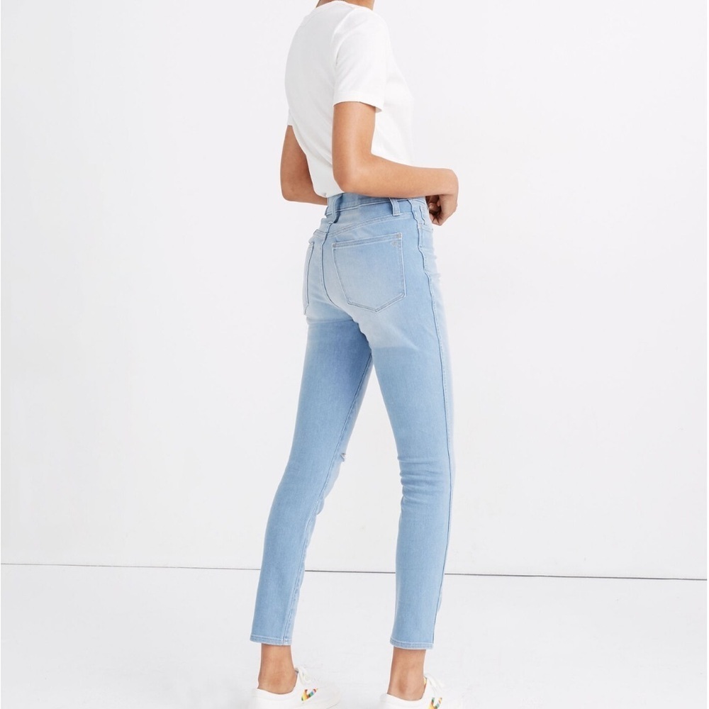 Madewell Light Blue High-Rise Skinny Jeans - Picture 2 of 15